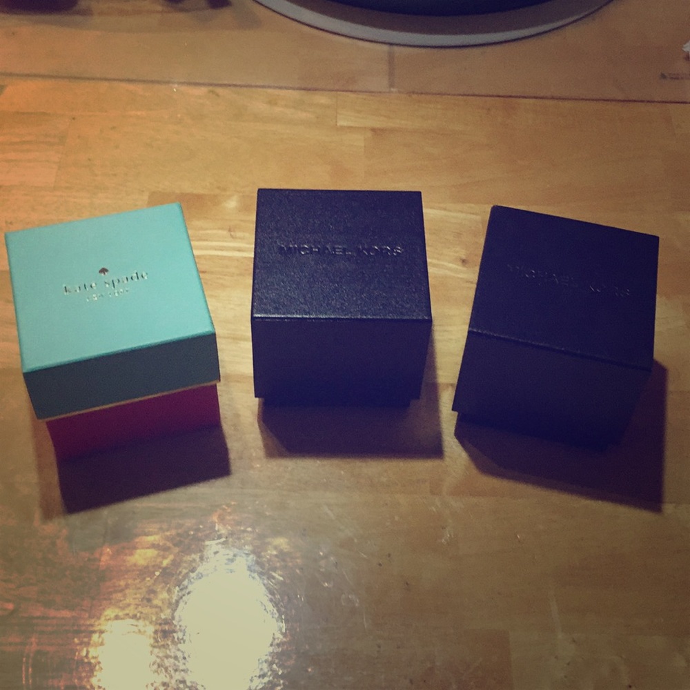 Offers Accepted - Kate spade & michael kors boxes